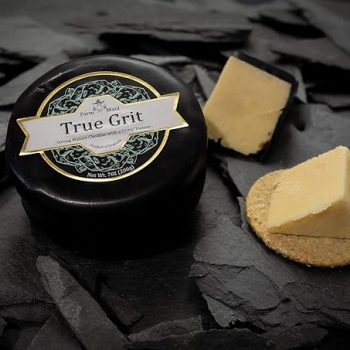 Farm Maid True Grit Extra Mature Cheddar x 200g Truckle